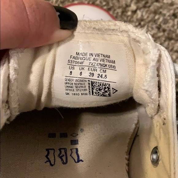 White converse shoe women size 8 - Picture 3 of 5